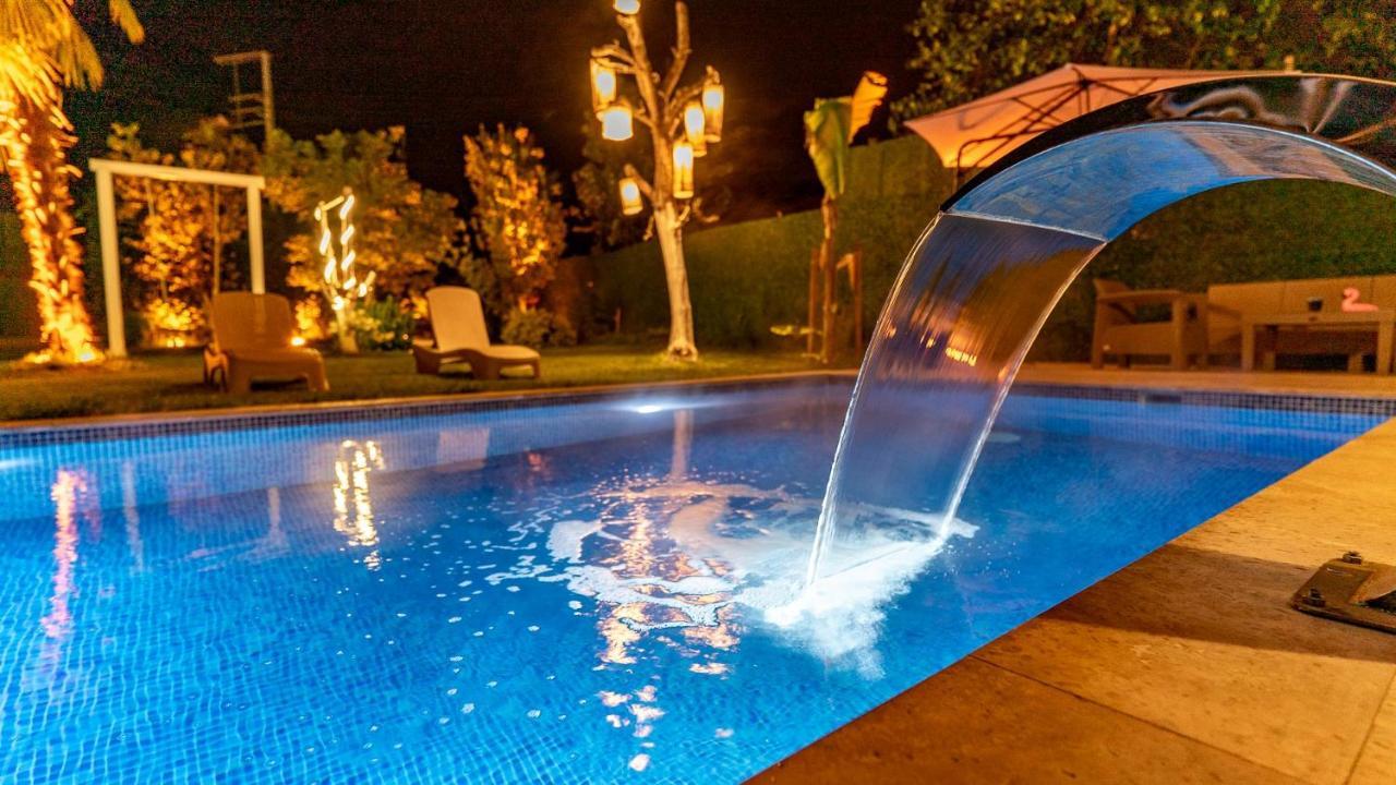 Villa Atlas Muhafazakar Havuzlu, Mustakil Genis Bahceli Сапанча Экстерьер фото